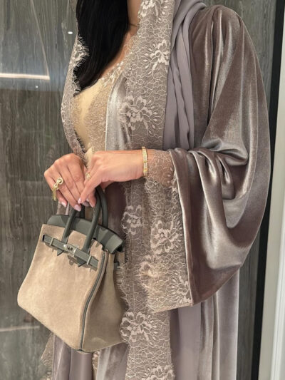 A050-Velvet abaya