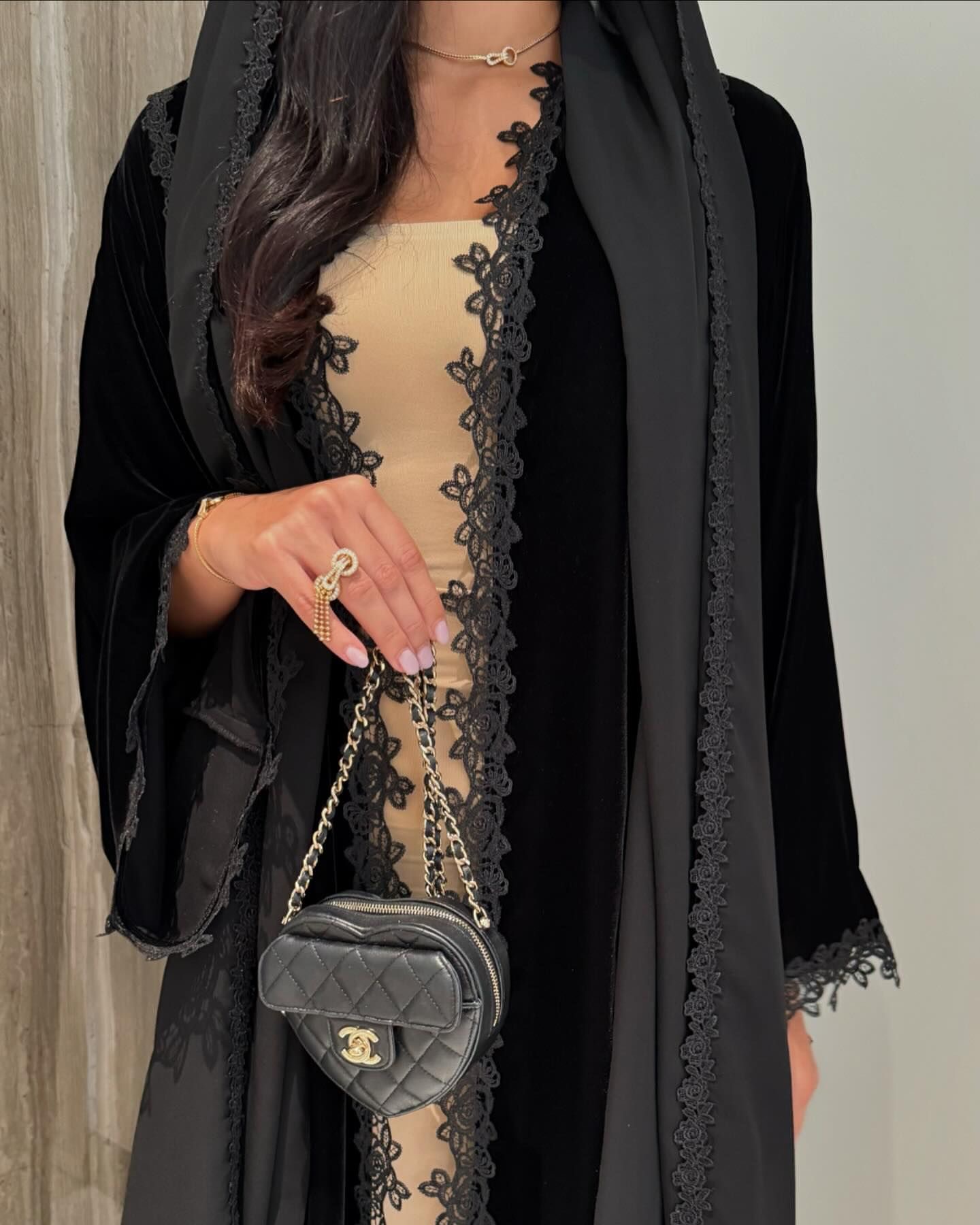 A095-Velvet Abaya